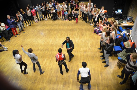 Dans Global profil 2013-6